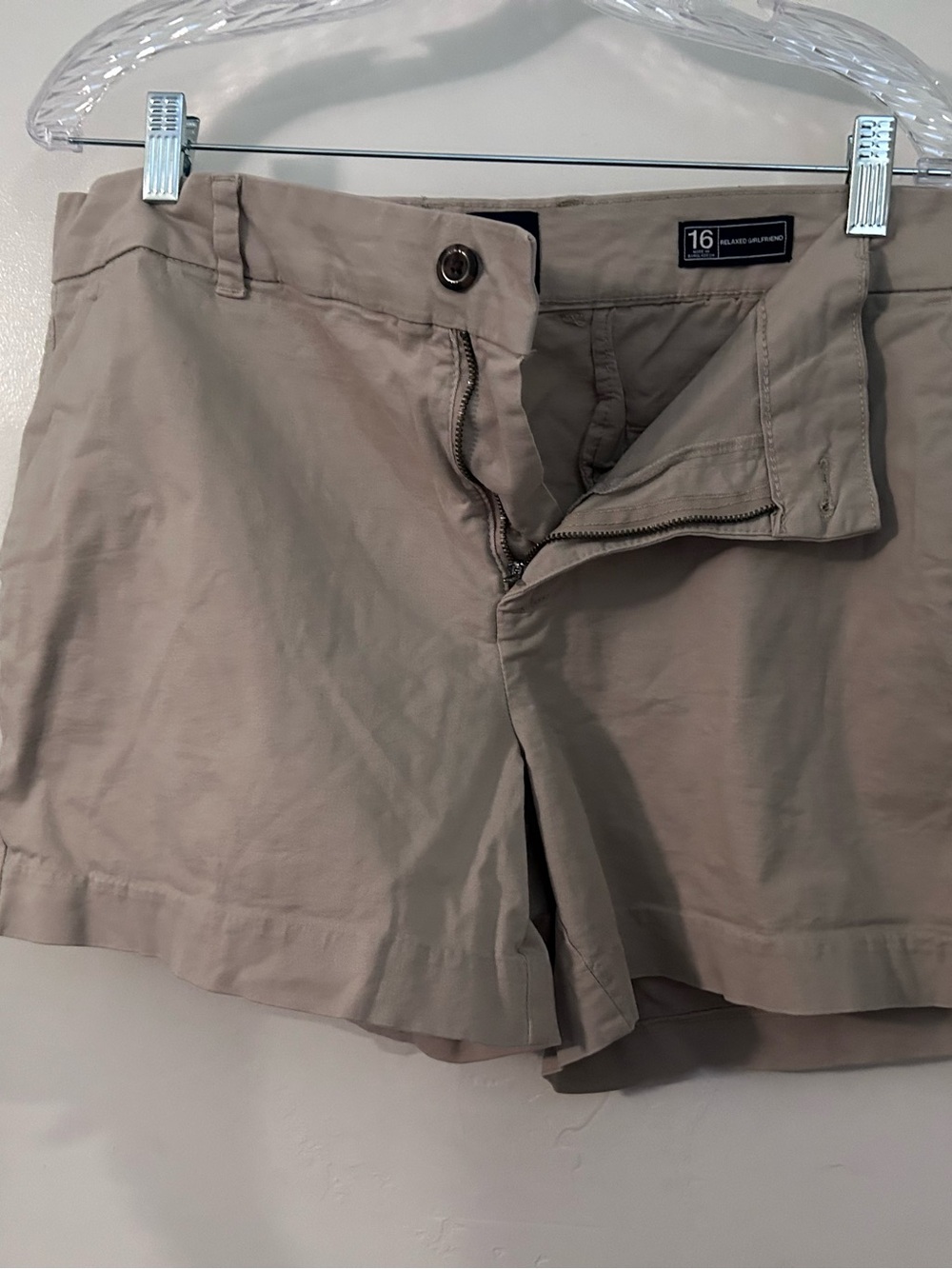 GAP Women's Beige/Tan Mid-Rise Cotton Blend Shorts
